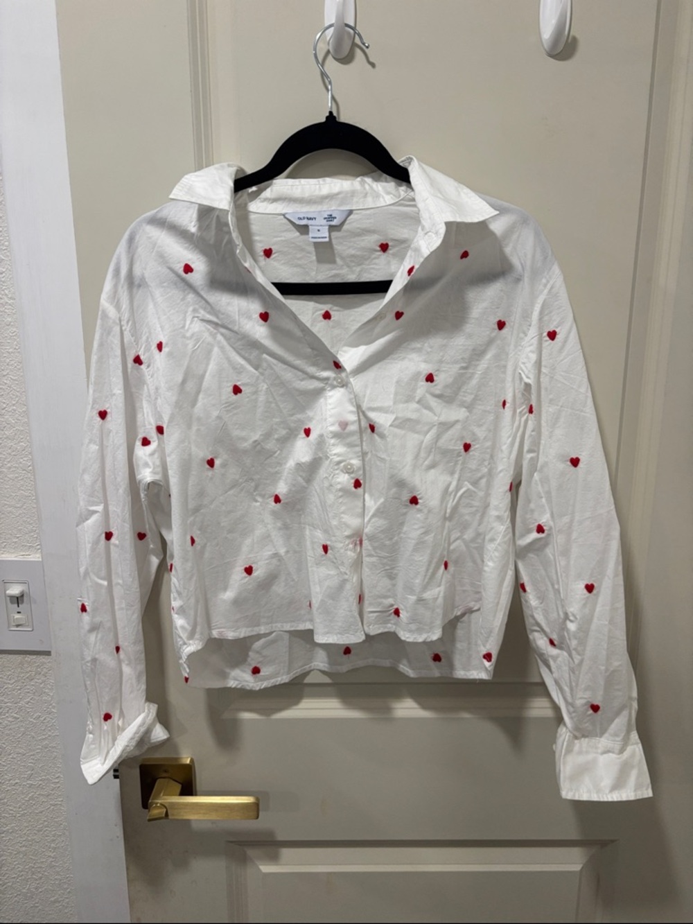 Old Navy White Cropped Shirt with Red Heart Embroidery
